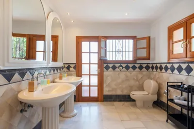 Villa Giovanni - Marbella Center - Heated Pool — photo 3