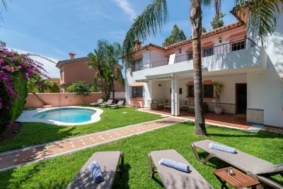 Villa Giovanni - Marbella Center - Heated Pool — photo 8