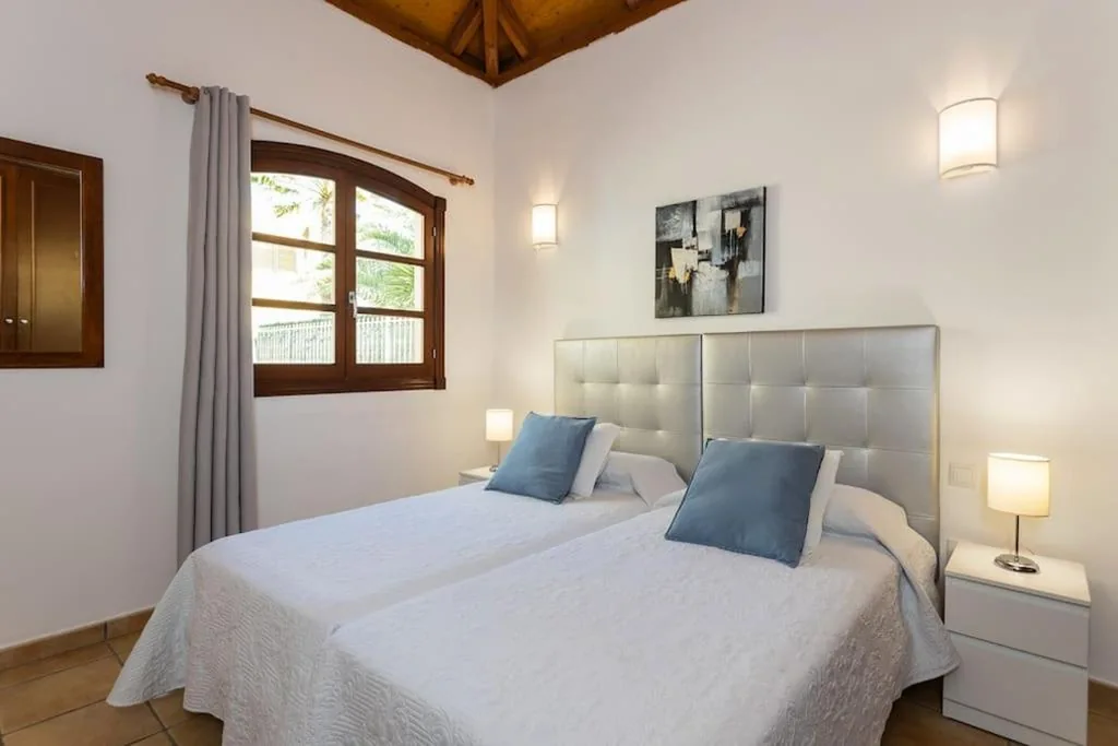 Villa Helen - Heated Pool Wifi SmartTV Barbecue