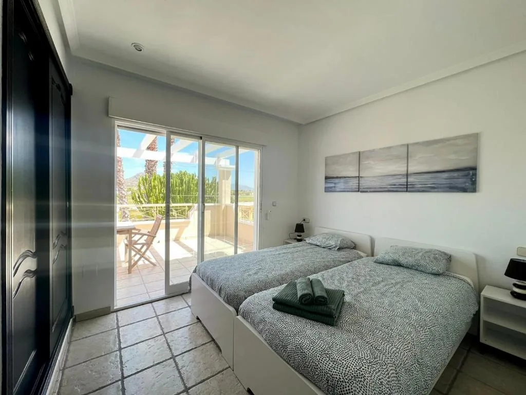 Villa Hermosa with a private pool