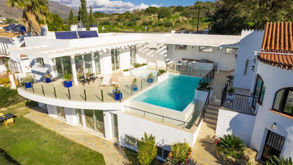 Villa Hesla en Estepona