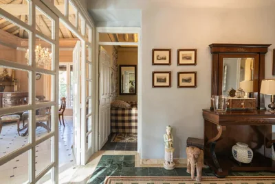 Villa histórica con jardín y piscina cerca del centro — photo 3
