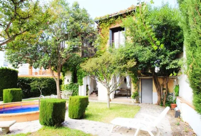 Villa histórica con jardín y piscina cerca del centro — photo 5