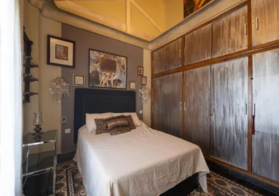 Villa histórica con jardín y piscina cerca del centro — photo 10