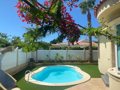 Villa Holiday World — Foto 11