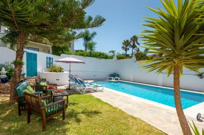 Villa Holivista Elegant 4-Bedroom Spanish Villa in Estepona — foto 4