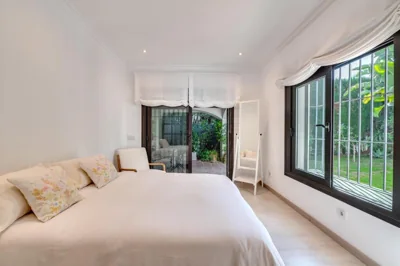 Villa in Marbella with golf views — foto 2