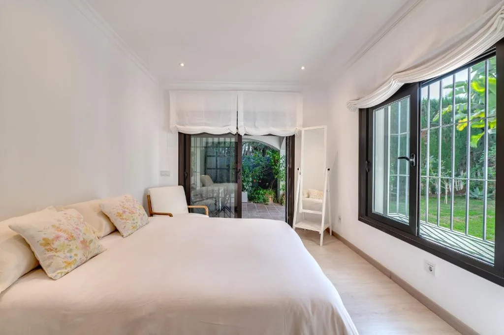 Villa in Marbella with golf views
