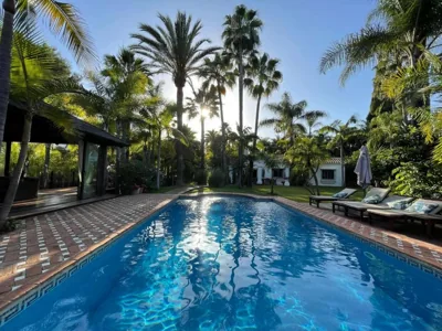 Villa in palm tree plantation, near the beach. — foto 11