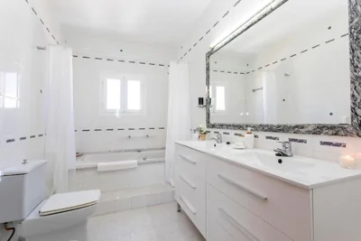 Villa in Playa D´en Bossa sleeps 9 — foto 8