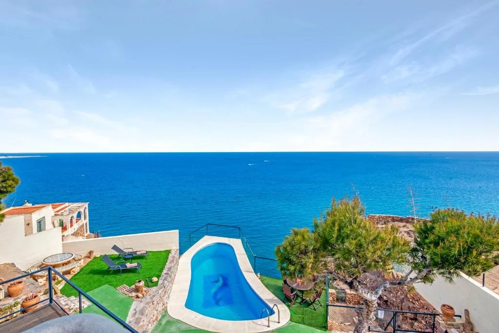 Villa mit Meerblick — Villa Infinity I Sea Views I Saltwater Pool I Jacuzzi I BBQ
