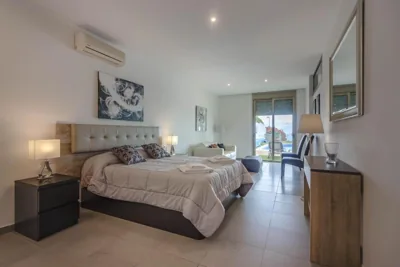 Villa Isabella, Luxury Villa with Heated Pool Ocean View in Adeje, Tenerife — foto 2