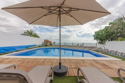 Villa Isabella, Luxury Villa with Heated Pool Ocean View in Adeje, Tenerife — foto 4