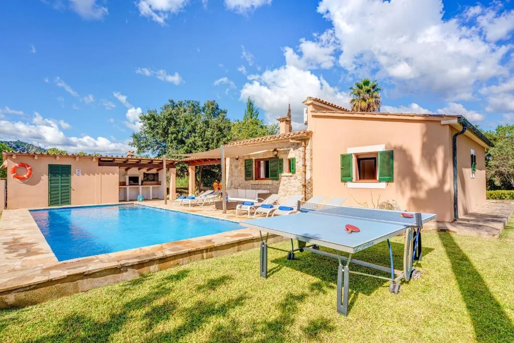 Villa con vistas al jardín — Villa Joana