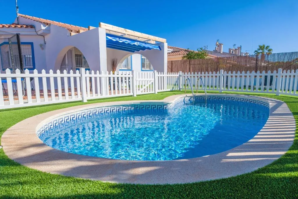 Villa mit privatem Pool — Villa Julia