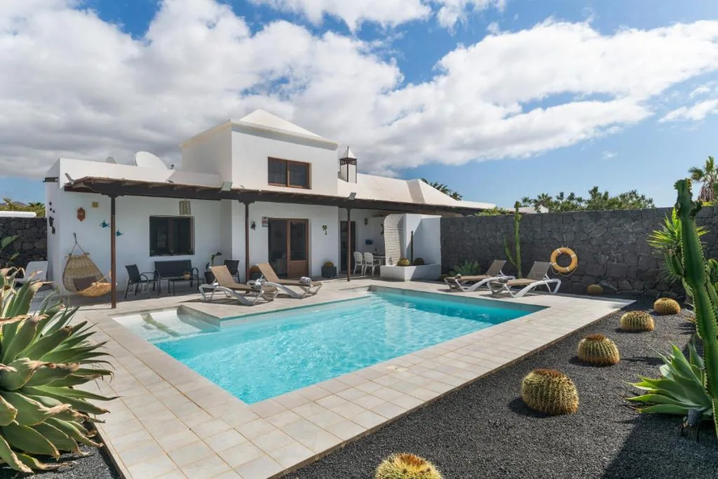Villa con vistas al jardín — Villa Kalima