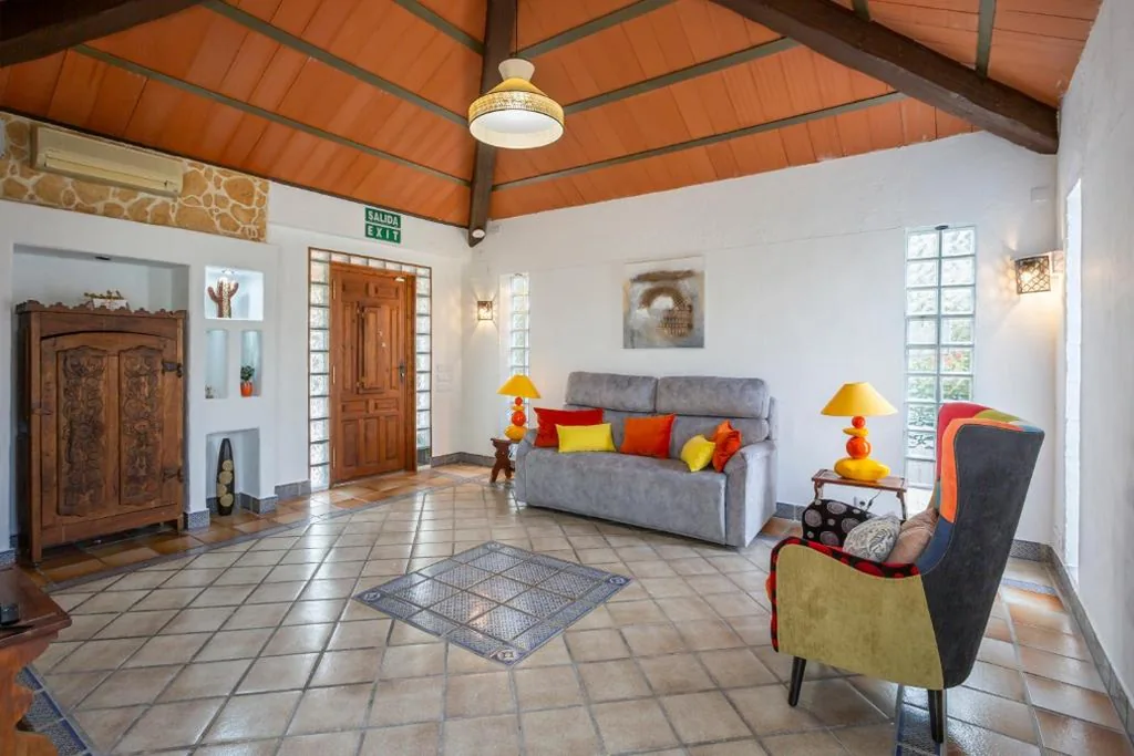Villa La Font with pool and bbq