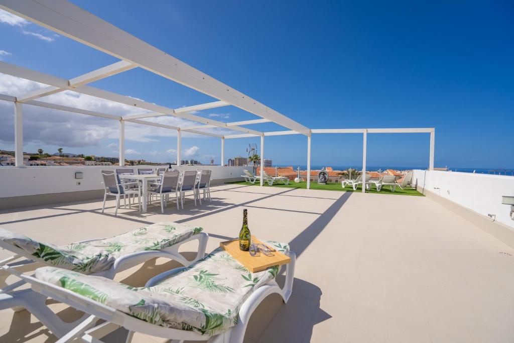 Villa La Laja 5 Bedrooms, Rooftop Terrace Sea View