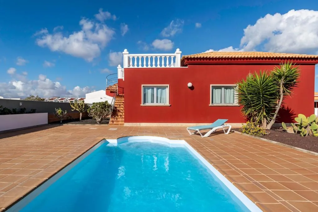 Villa — Villa La Perla - Cliffside Retreat