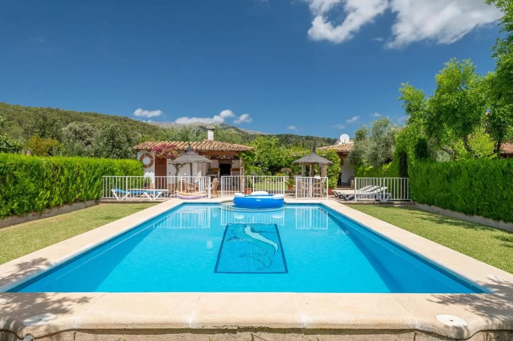Villa con vistas al jardín — Villa la Rafal
