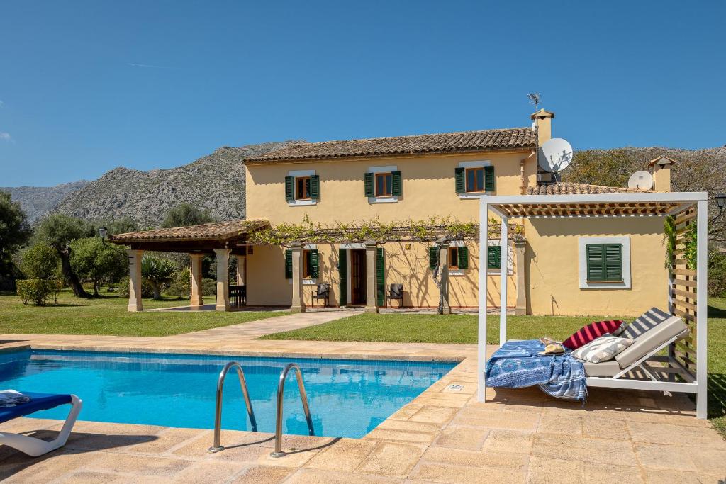 Villa La Sort Gran in Pollensa By homevillas360