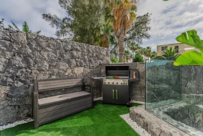 Villa Larisa - private heated pool, chill out and BBQ — foto 10