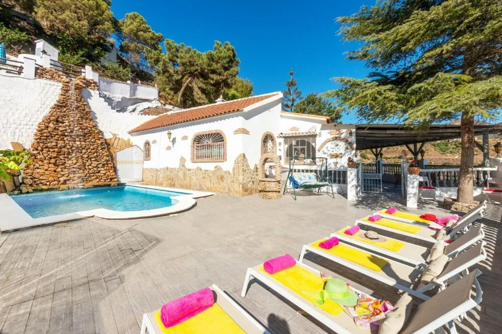 Villa con piscina privada — Villa Las Palomas con piscina privada by At Home Costa del Sol