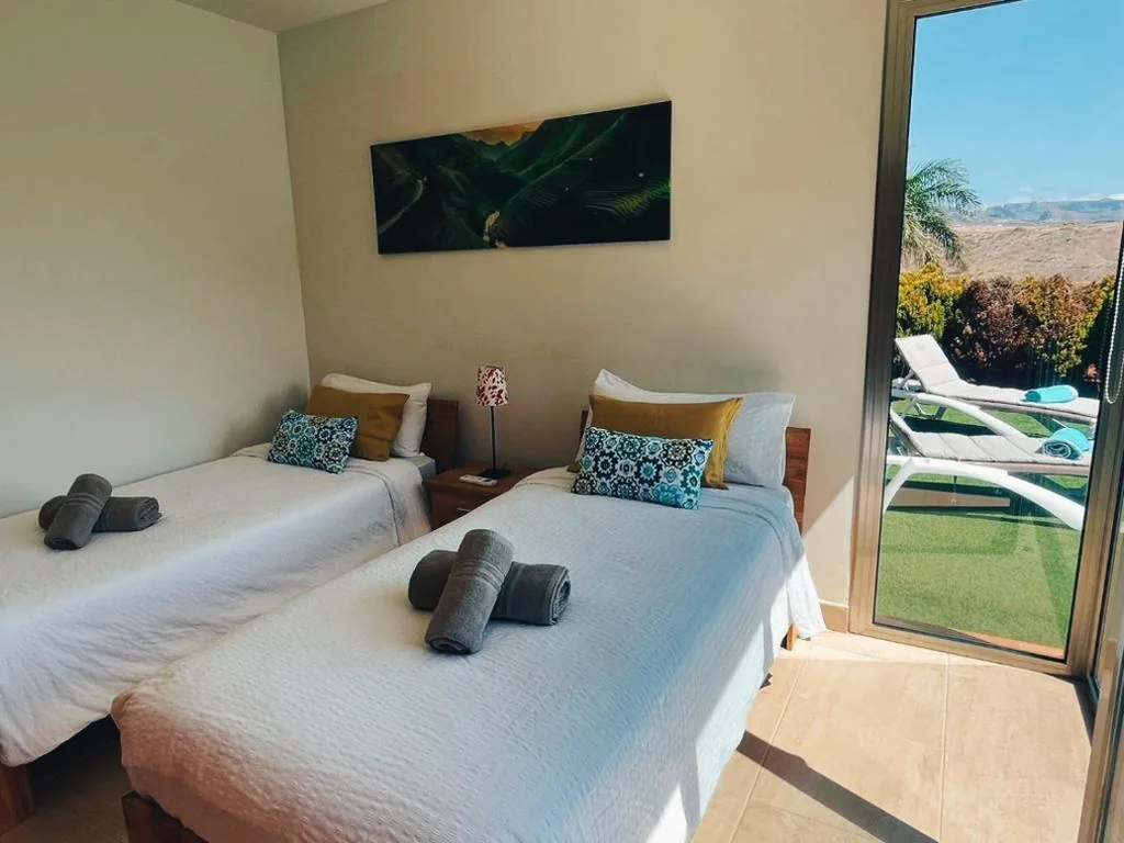 Villa Lía by SunHousesCanarias with heated pool