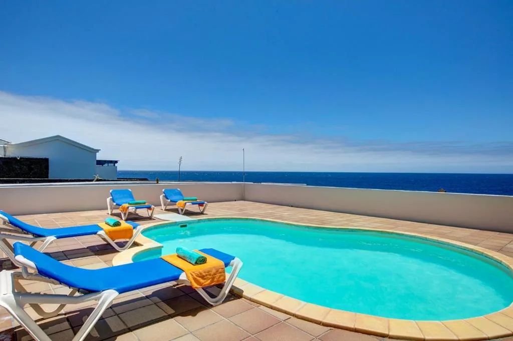 Villa con 3 camere da letto — Villa Lidia