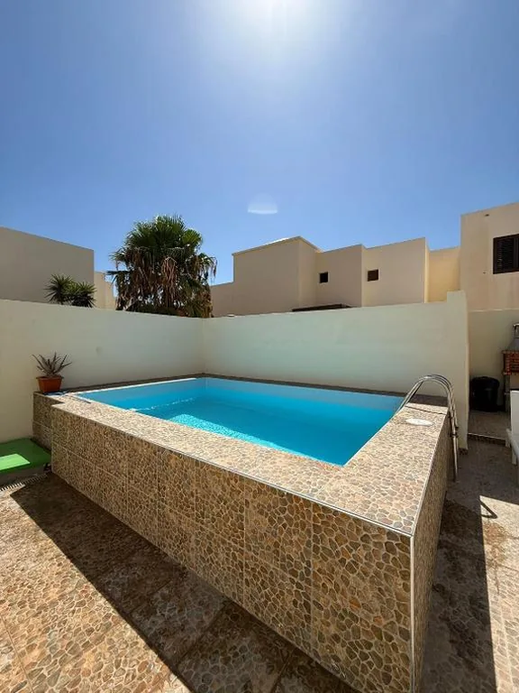 Villa con 3 camere da letto — Villa LiLo Private House with Heated Pool