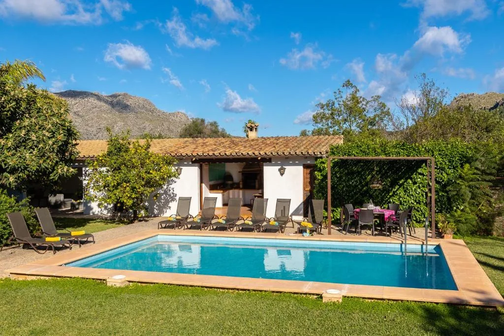Villa — Villa Lloquet By homevillas360