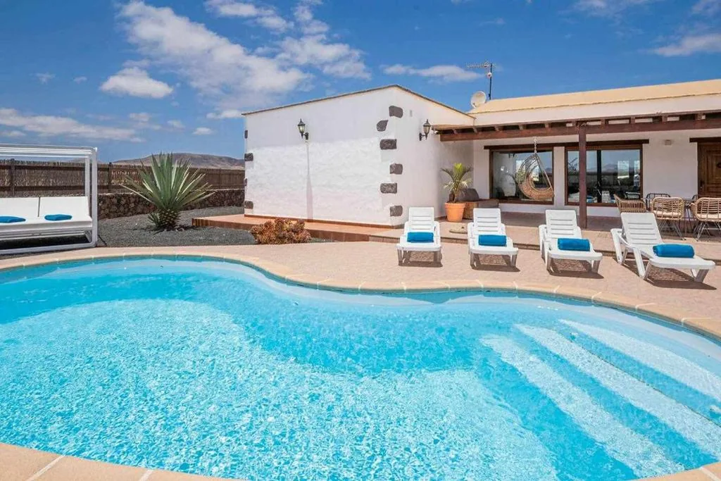 Villa mit privatem Pool — Villa Los Morritos