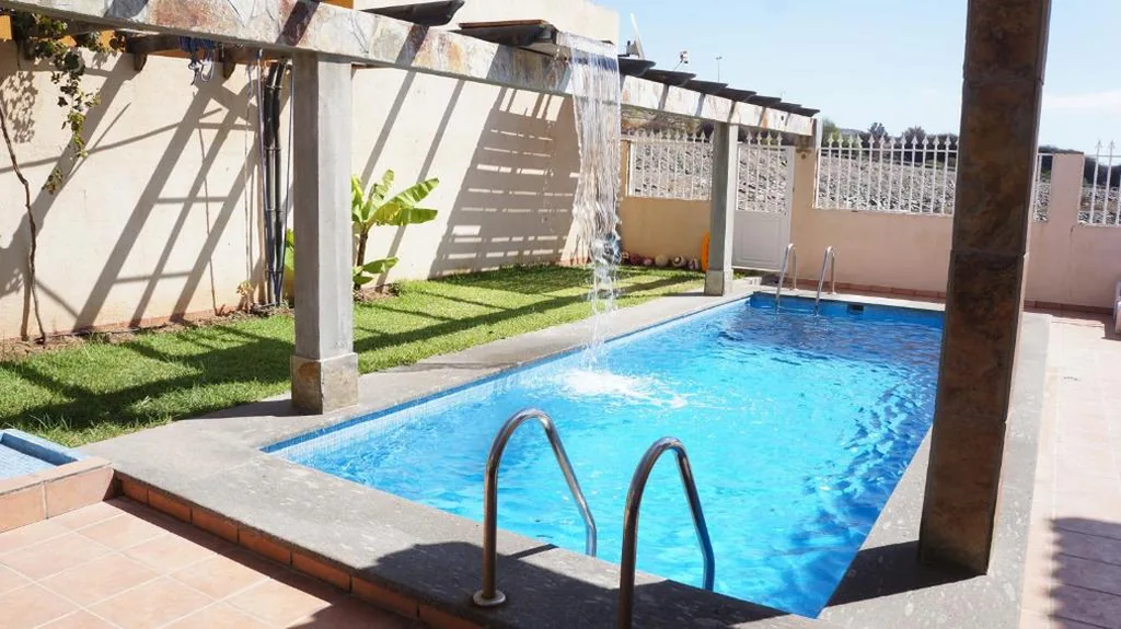 Villa con piscina privata — Villa Lovisi 2