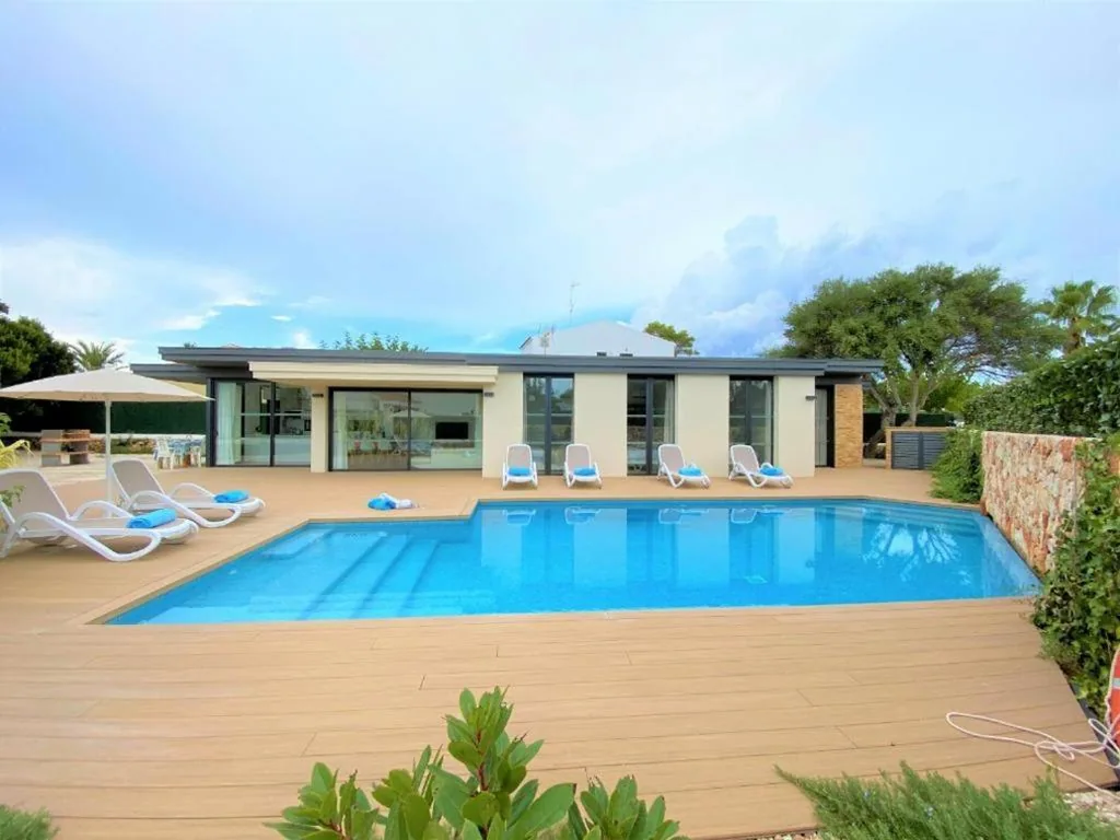 Villa avec piscine privée — Villa LUCIA