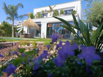 Villa lujosa con spa, piscina y sala de juegos PRIVADOS — foto 5