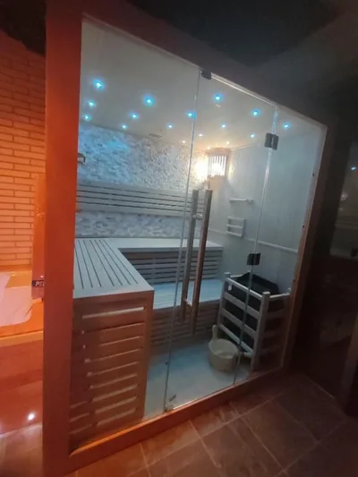 Villa lujosa con spa, piscina y sala de juegos PRIVADOS — foto 12
