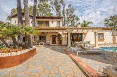 Villa Luna- Pool with Jacuzzi by the Beach — foto 3