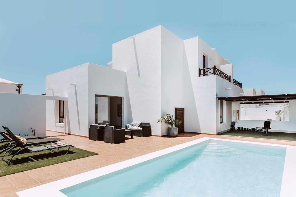 Villa Lyra, Piscina Climatizada