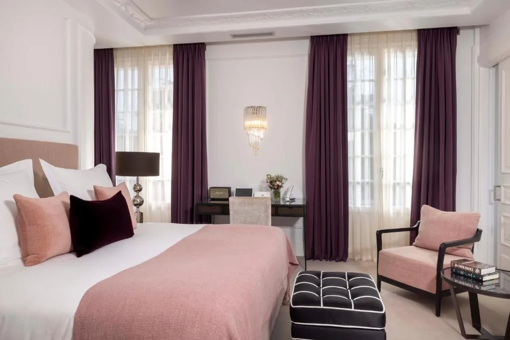 Habitación Doble Grande con balcón — Villa Magalean Hotel & Spa