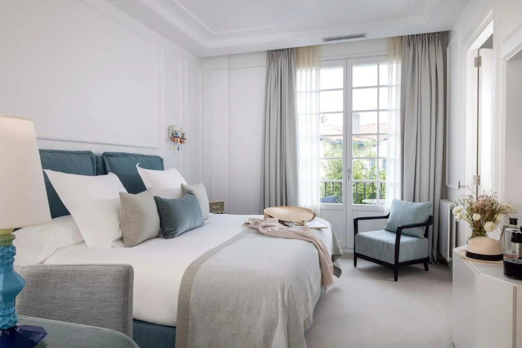 Habitación Doble Superior con balcón — Villa Magalean Hotel & Spa