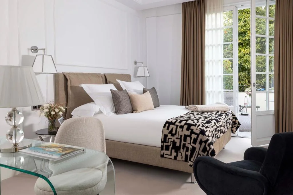 Habitación Doble Superior con balcón — Villa Magalean Hotel & Spa