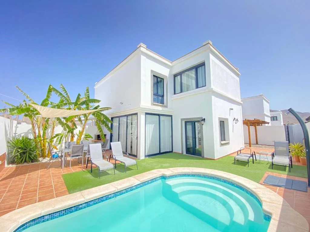 Villa con 3 camere da letto — Villa Magma
