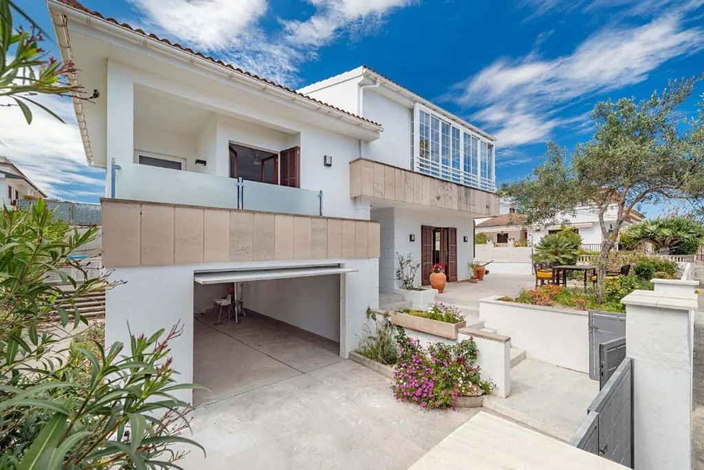 Villa Magraner by Sealand Villas