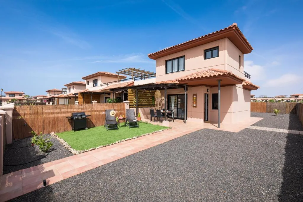Villa de 2 dormitorios — Villa Maha close by the North shore: relax, pool