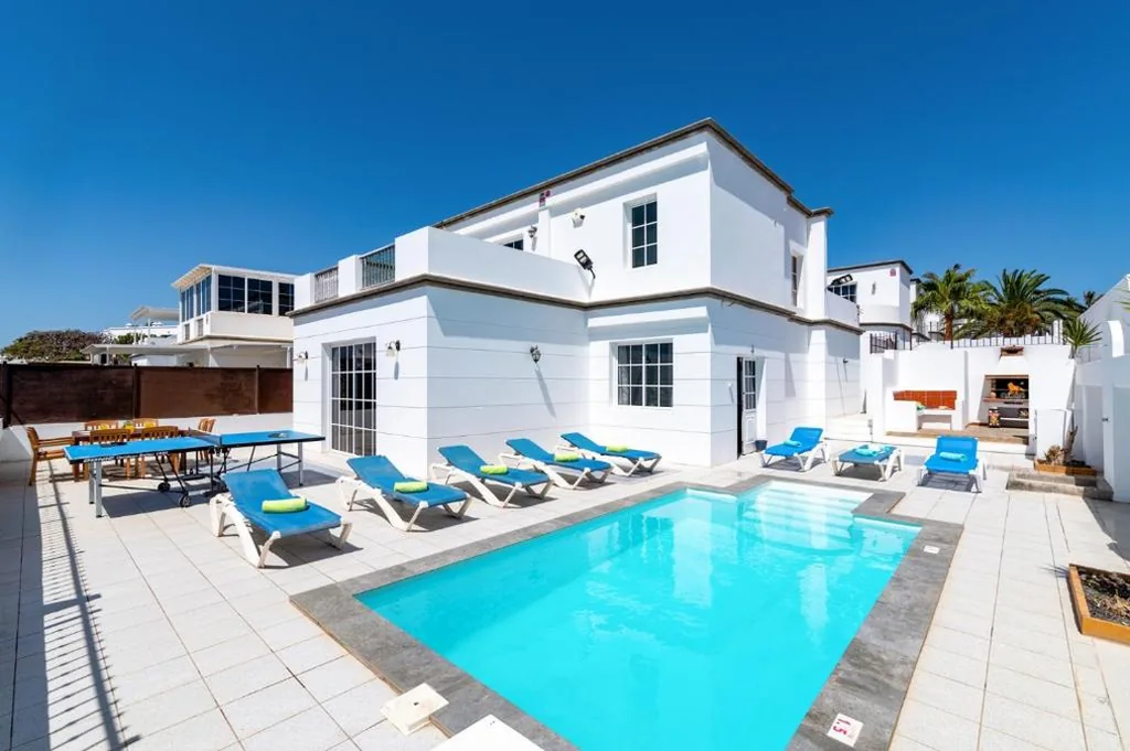Villa — Villa Mannat by Villa Plus