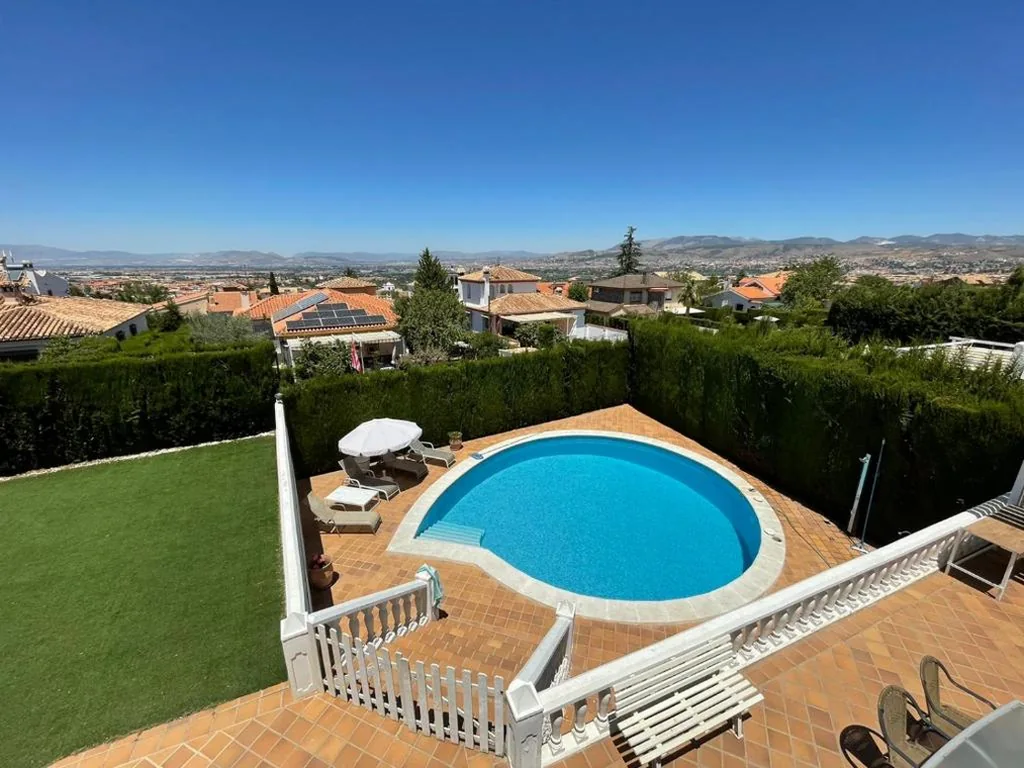 Villa — Villa Mare a los pies de Sierra Nevada