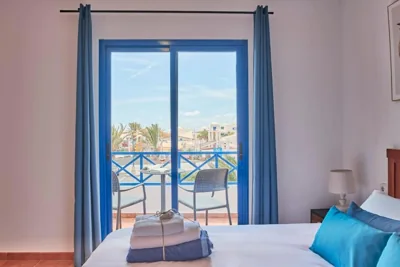 Villa María del Mar 2 Minutes to supermarkets, 10 minutes to Marina Rubicón, Pool, High Speed WiFi — foto 2
