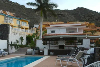 Villa Marianna con piscina climatizada y barbacoa — Foto 5
