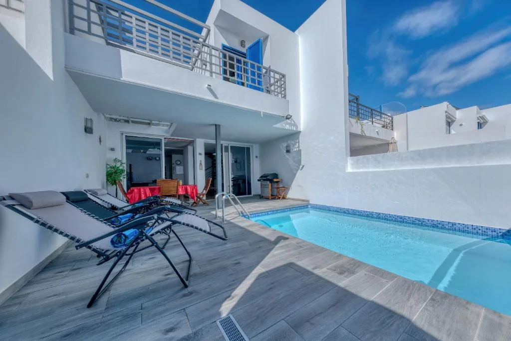 Villa con 3 camere da letto — Villa Mariña- Heated pool