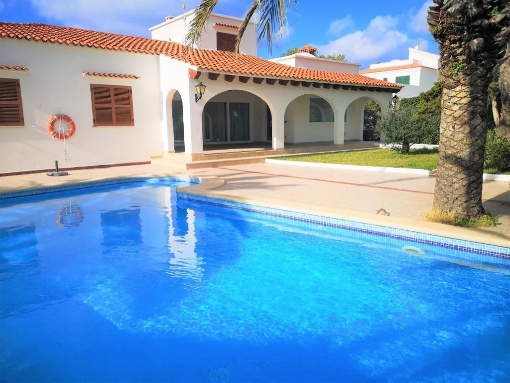 Villa — Villa MARTINA